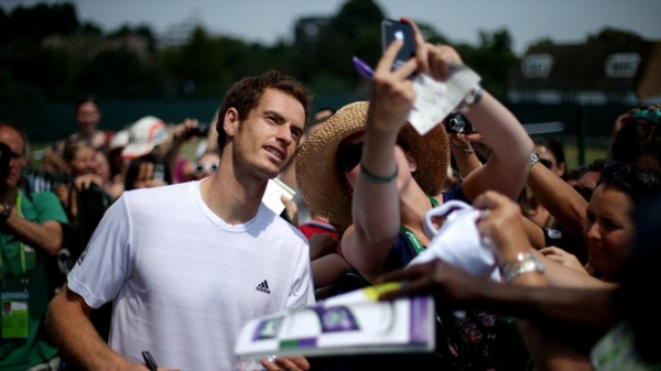 Wimbledon'dan selfie çubuğuna yasak
