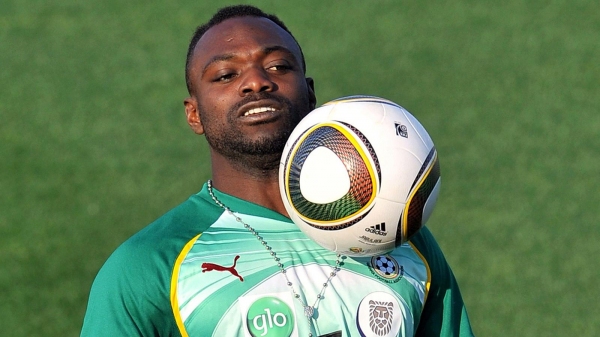 Jonathan Mensah'a FIFA'dan men cezası