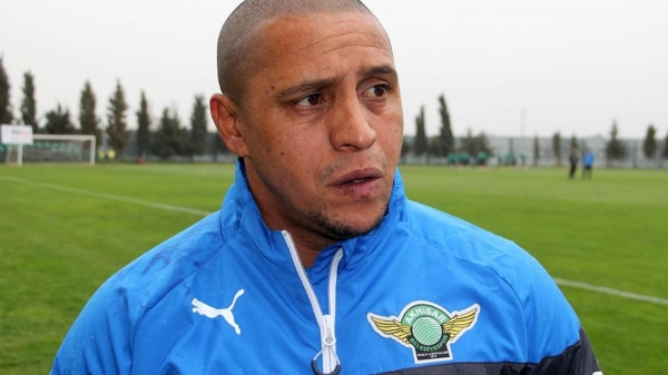 Roberto Carlos'tan oyuncularına uyarı