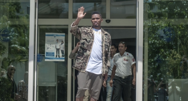 Eto'o imza atmadan gitti!