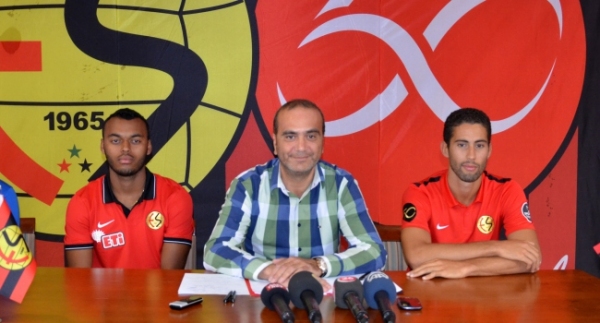 Eskişehirspor'da çifte transfer