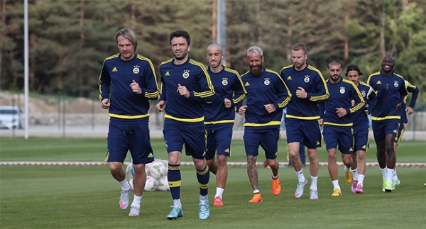 Fenerbahçe'de yeni sezon mesaisi
