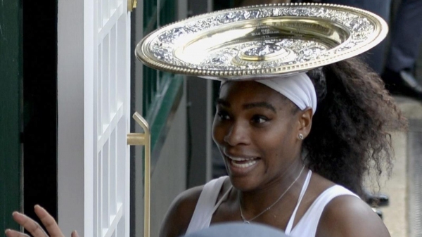 Serena yedinci kez kadın tenisinin zirvesinde
