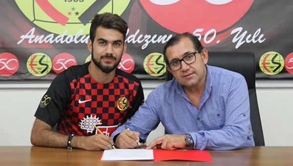 Hasan Ayaroğlu da Eskişehirspor'da...