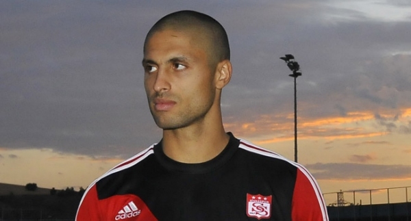 Sivasspor'dan Yunanistan'a gitti