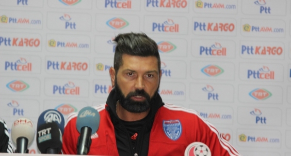 Hakan Kutlu skordan memnun