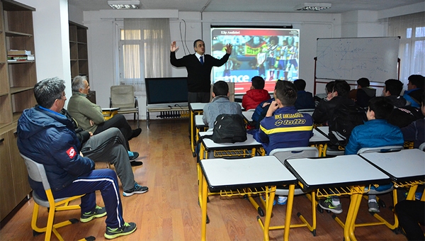 Ankaragücü'nde eğitim semineri yapıldı