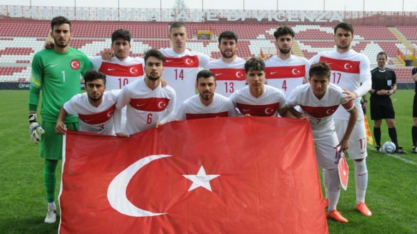 U19'lar averaj kurbanı!