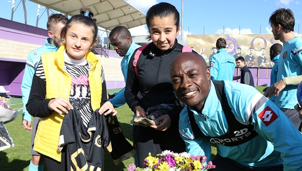 Osmanlıspor'un özel misafirleri vardı