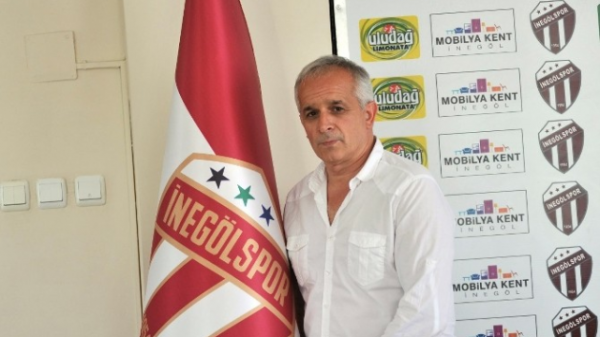 İnegölspor, Teknik Direktör Özdemir ile Anlaştı