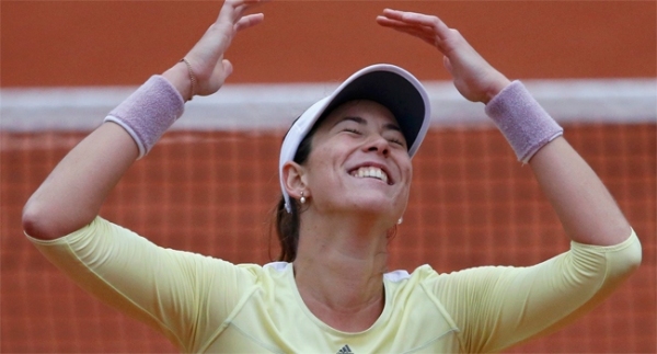 Muguruza'dan tarihi şampiyonluk!