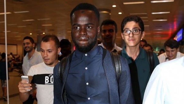 Galatasaray'ın transfer etmek istediği Cheickh Tiote'de sorun