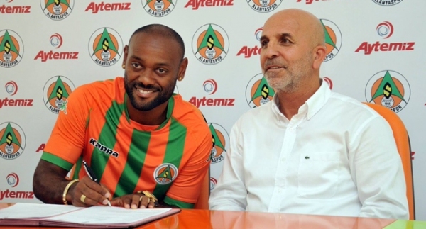 Vagner Love resmen Alanyaspor'da