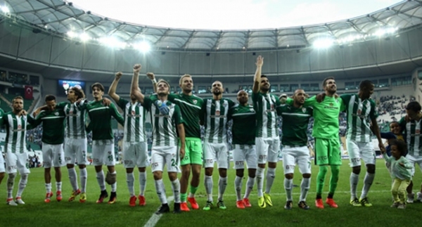 Bursaspor'un hedefi ligde ilk 5, kupada final