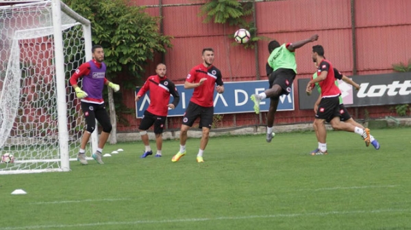 Stancu idmana çıkmadı!