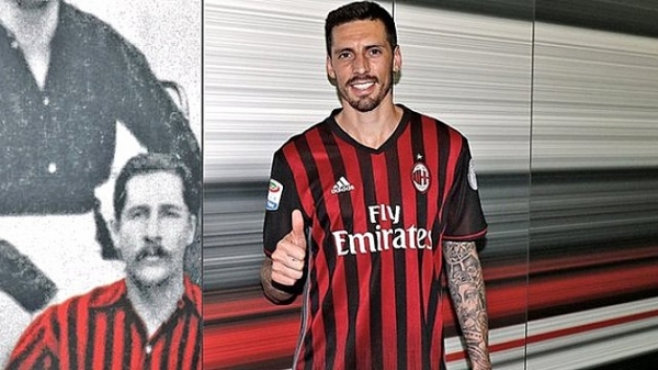 Antalyaspor, Jose Sosa'yı transfer etmek istiyor