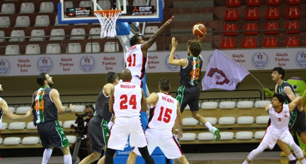 Gaziantep Basketbol evinde kazandı