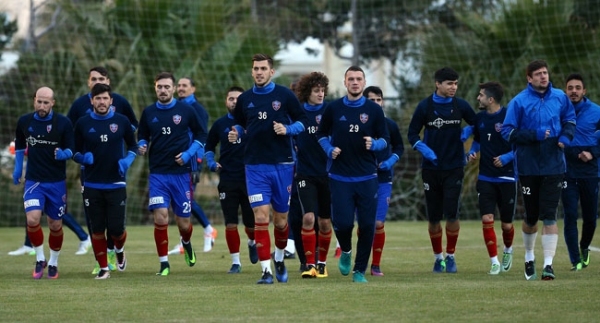 Karabükspor'da yeni transferler kampta