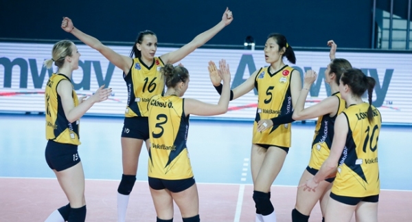 VakıfBank 3'te 3 yaptı