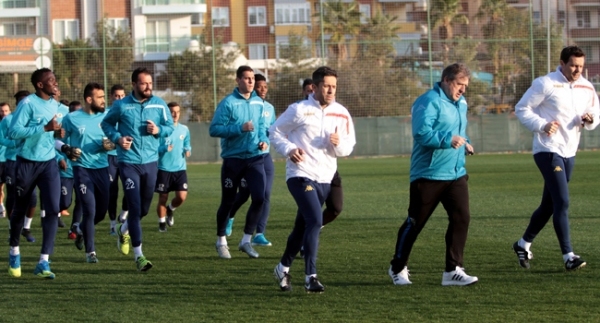 "Borç batağından aldık, buralara getirdik"