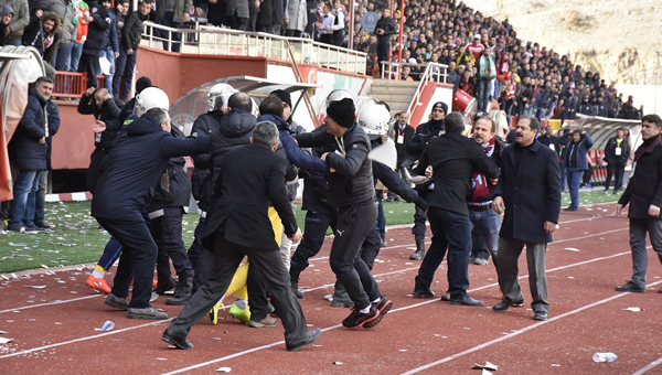 Gümüşhane'de futbol cinayeti...