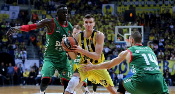 Fenerbahçe, Baskonia'ya takıldı