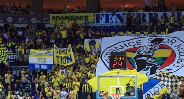 Fenerbahçe taraftarı Dörtlü Final'e inanıyor