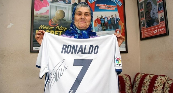 "Ronaldo çok takdir ettiğim bir evladım"