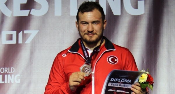 Fatih Başköy'den bronz madalya
