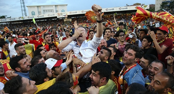 Yeni Malatyaspor'da sevinç gözyaşları