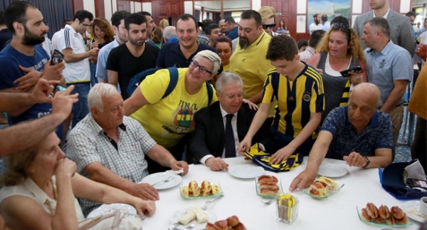 Fenerbahçe'de geleneksel bayramlaşma töreni