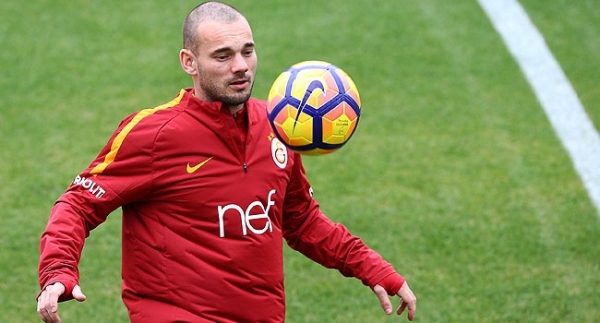 Galatasaray'da Sneijder belirsizliği