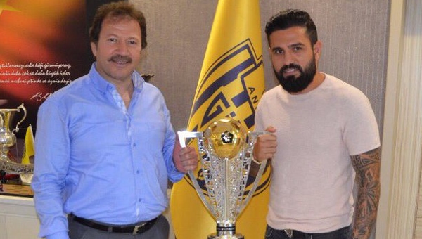 Kenan Özer, 2 sene daha Ankaragücü'nde