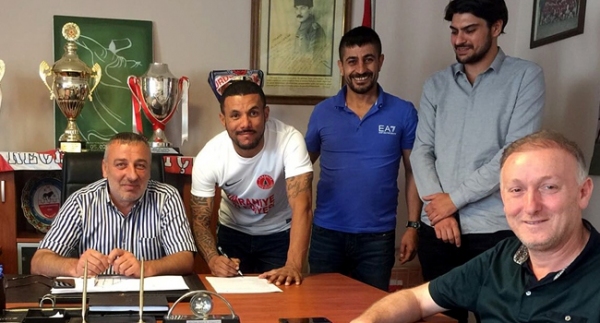 Cleyton, Ümraniyespor'da