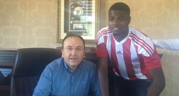 Sivasspor'a Monacolu sol bek