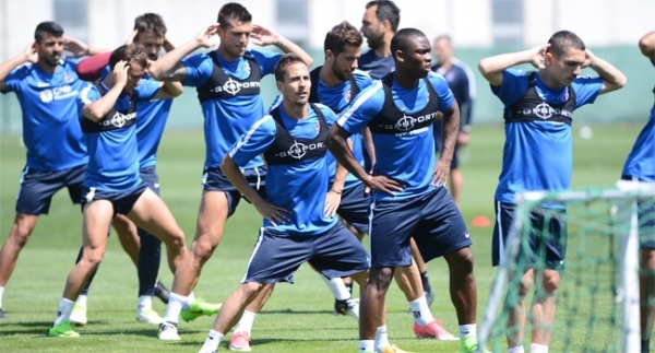 Trabzonspor'da yaş ortalaması yükseldi