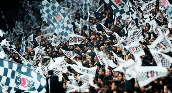 Beşiktaş taraftarları tez konusu oldu