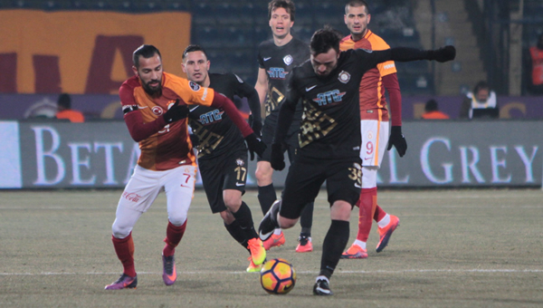 Galatasaray ile Osmanlıspor 17. randevuda