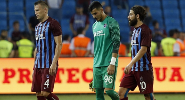 Trabzonspor bir ileri bir geri