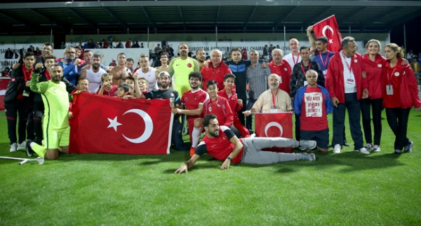 Beşiktaş'tan Millilere büyük jest