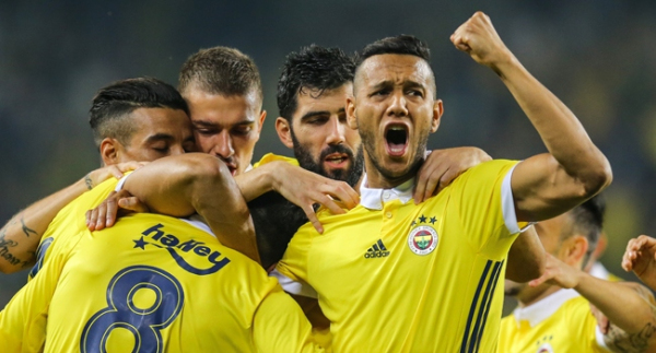 Fenerbahçe derbilerde başarılı