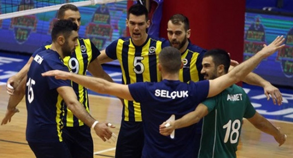 Fenerbahçe sahasında galip