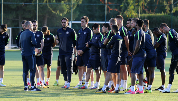 Osmanlıspor, Antalya'da çalışıyor...