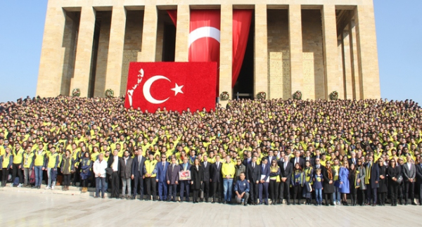 Fenerbahçeliler Anıtkabir'de