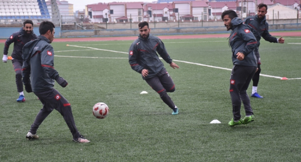 "Gençlerbirliği'ni eli boş göndermek istiyoruz"