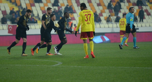 Osmanlıspor son 16 takım arasında