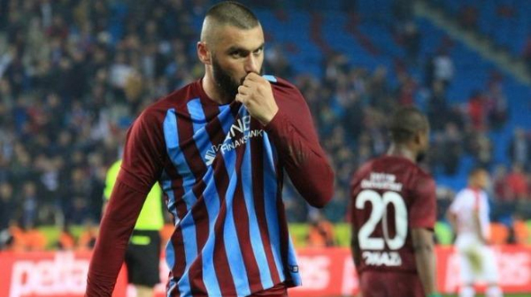 Burak Yılmaz'ın durumu netleşti! 