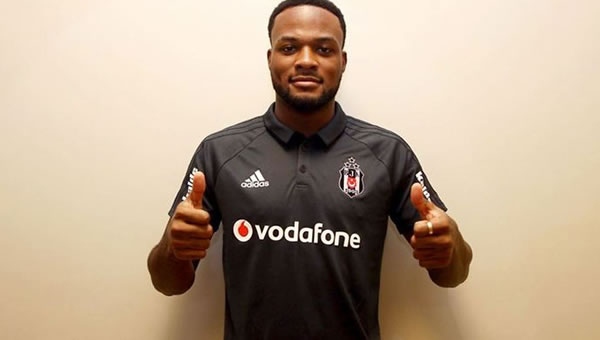 Cyle Larin Osmanlıspor'a kiralanıyor