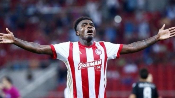 Emenike dönüyor! İşte sürpriz teklif