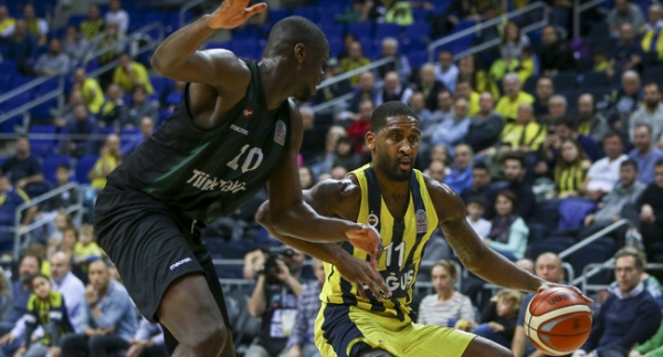 Fenerbahçe Doğuş'tan 12. galibiyet